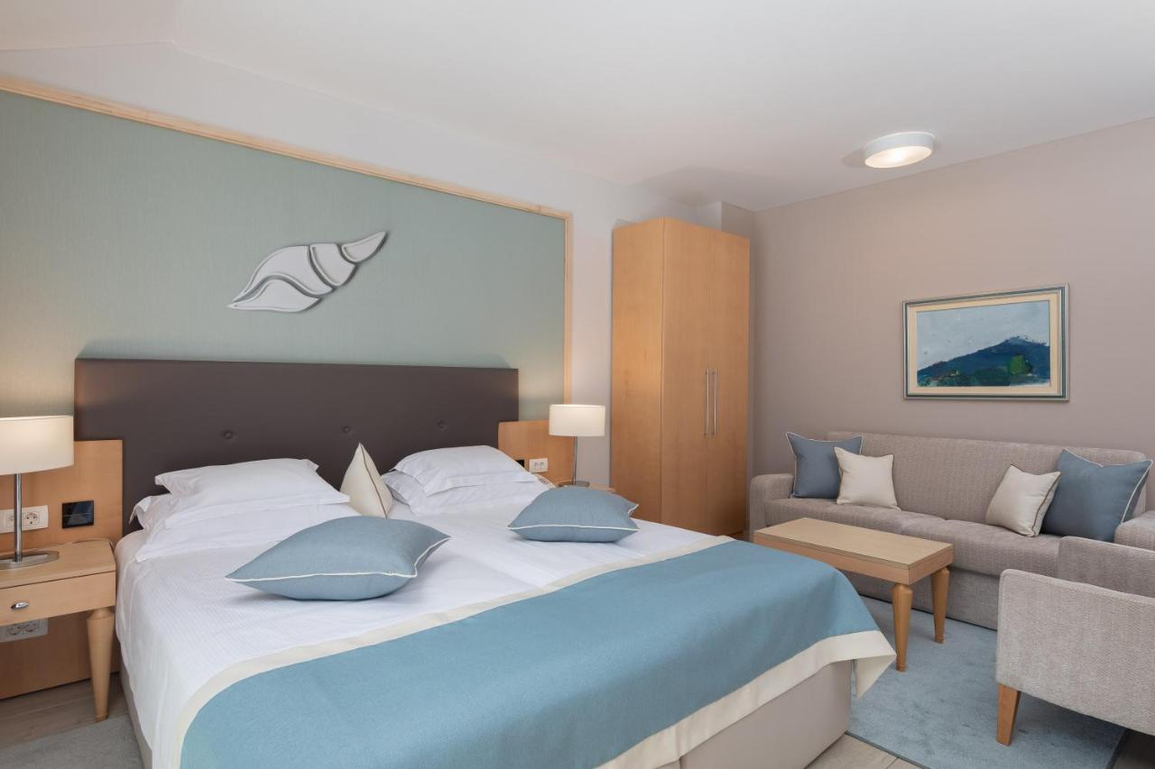 Aparthotel Flora Tucepi Luaran gambar