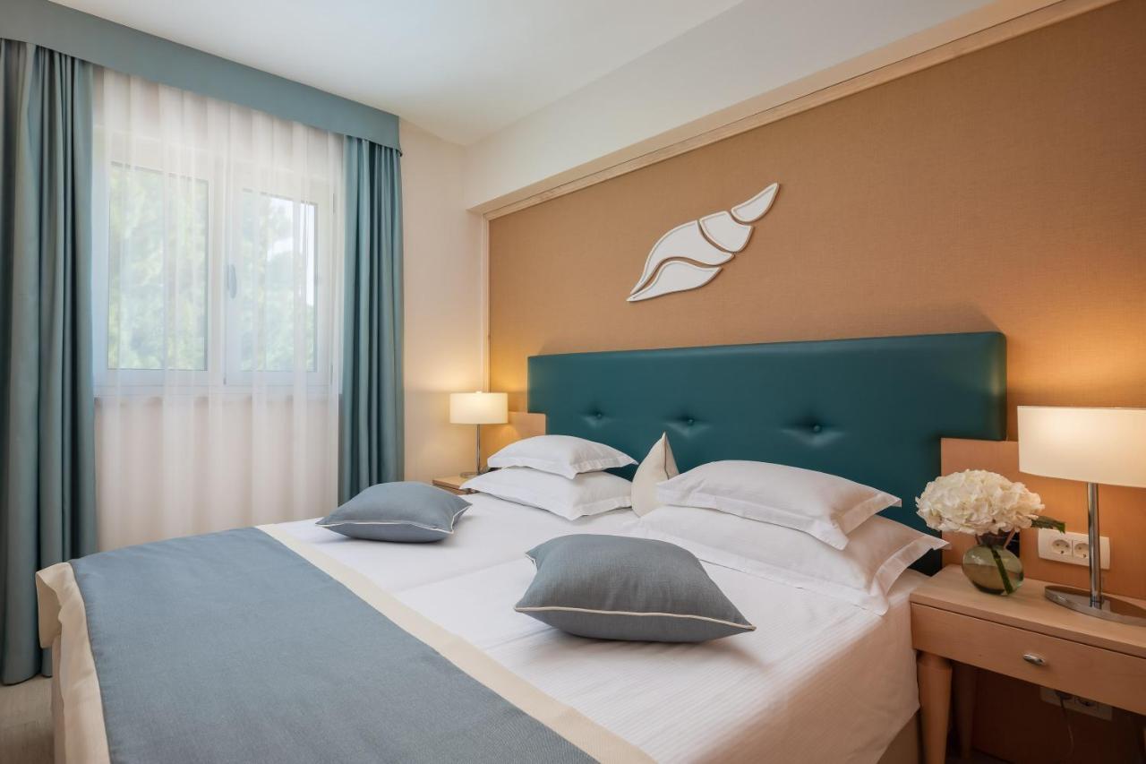 Aparthotel Flora Tucepi Luaran gambar