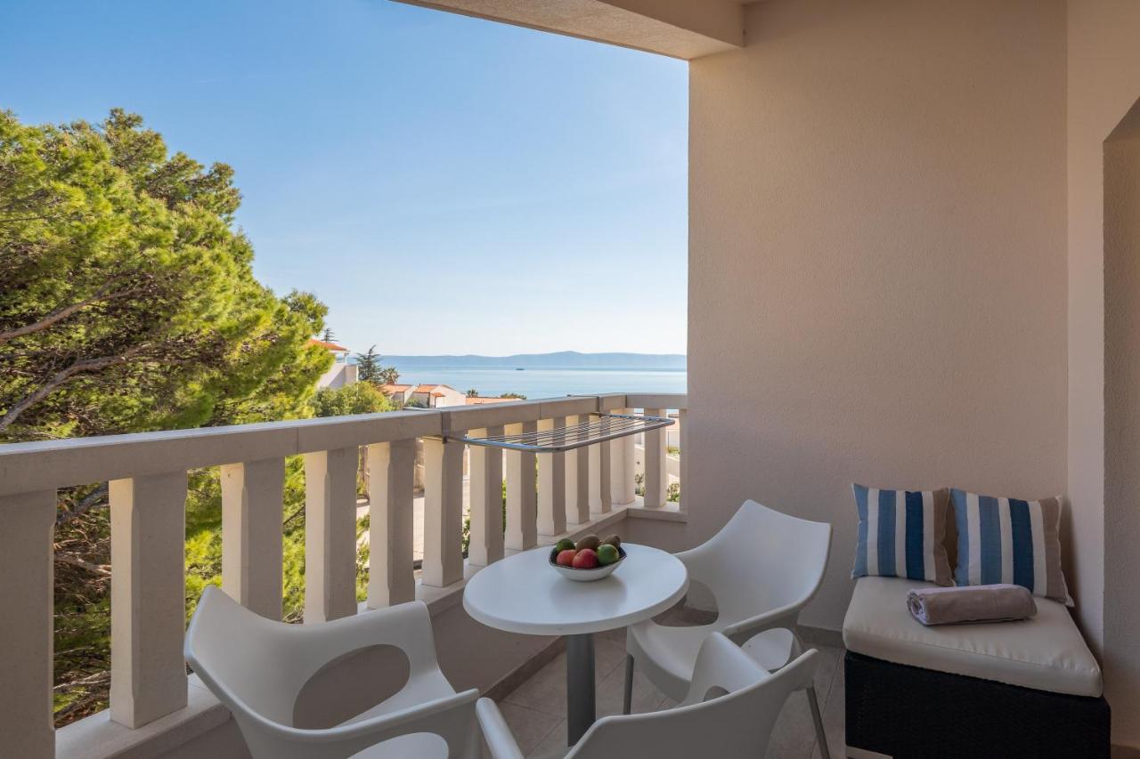 Aparthotel Flora Tucepi Luaran gambar