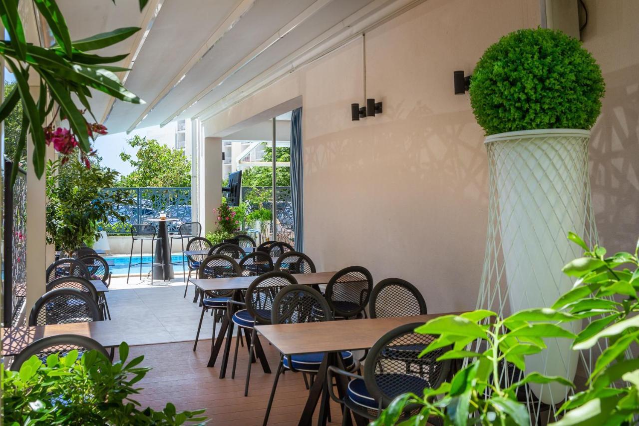 Aparthotel Flora Tucepi Luaran gambar