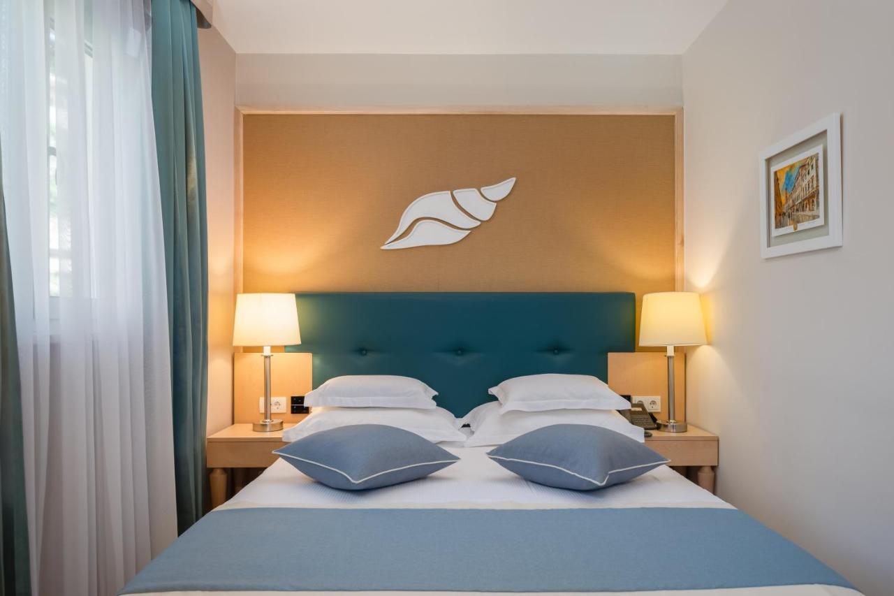 Aparthotel Flora Tucepi Luaran gambar